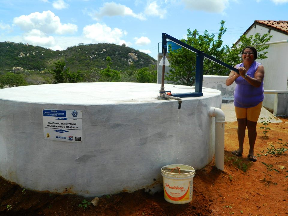 Foto 6  bom insstalada  na comunidade pedra d_agua Matureia.jpg